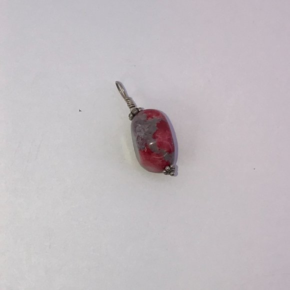 Red and Grey Stone and Silver Pendant - Picture 8 of 9